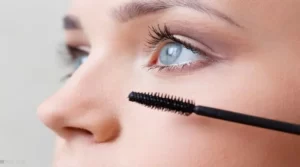 Lire la suite à propos de l’article ✨Quel Est Le Meilleur Mascara à Acheter ?👉